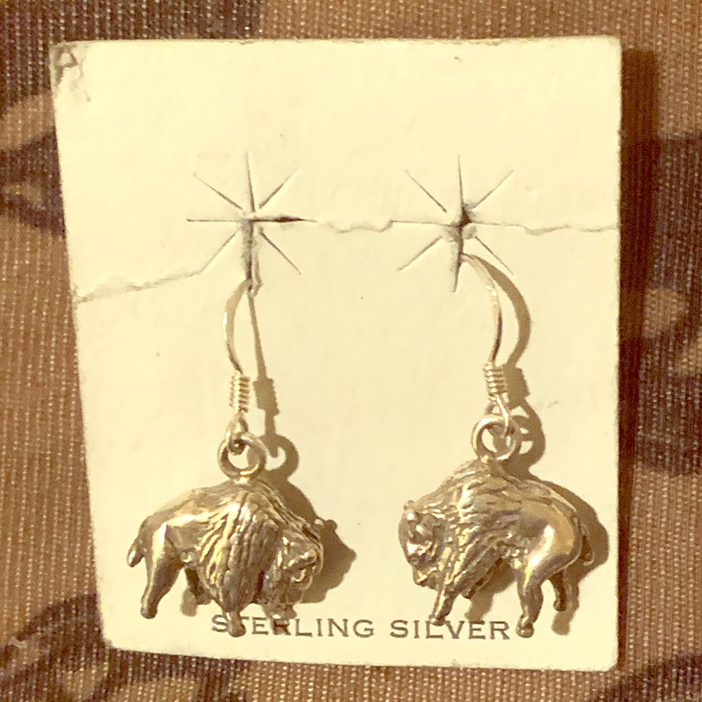BUFFALO!!! NWOT Vintage Native American Earrings!